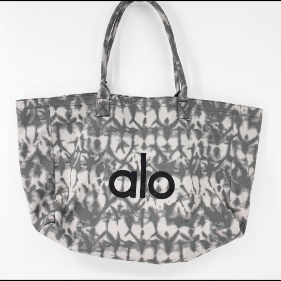 New Alo Yoga Gray Tie-Dye Shopper Tote - Picture 6 of 11